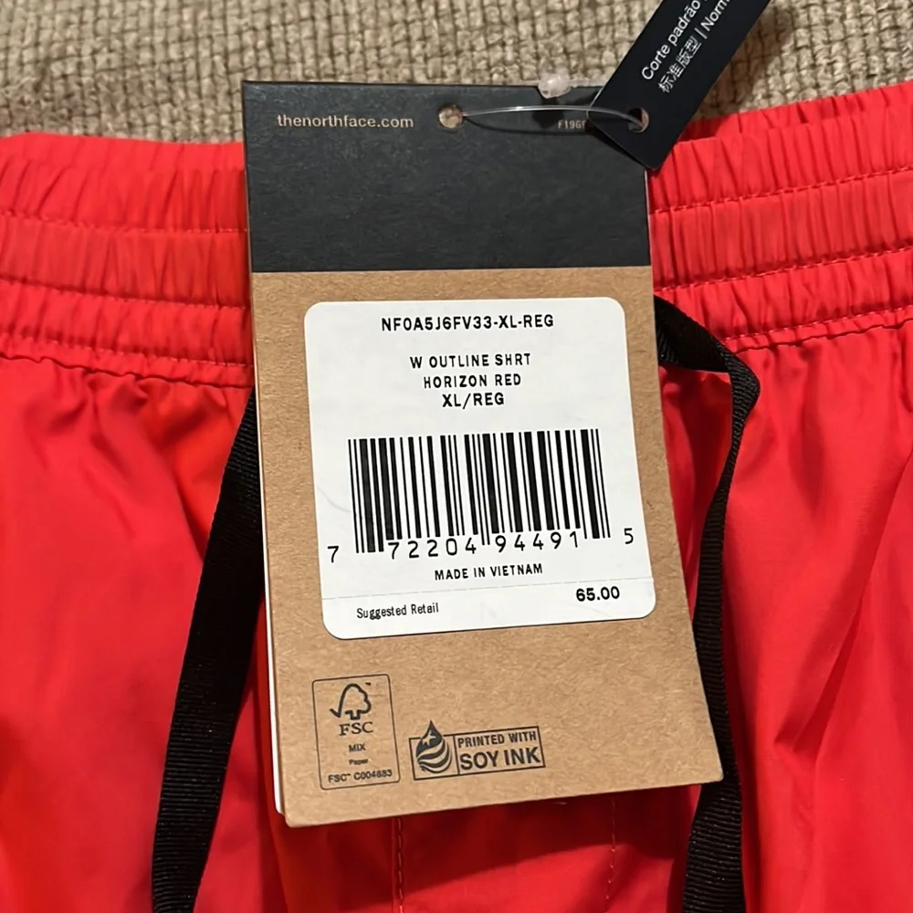 NWT The North Face TNF Wind Outline Shorts